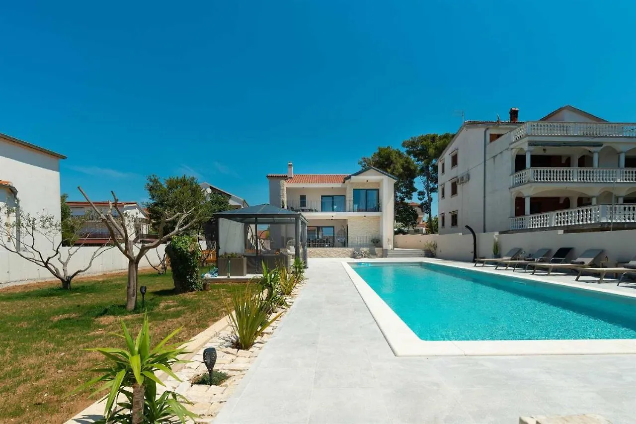 Luxury Villa Magale With Large Pool Biograd Na Moru Croatia