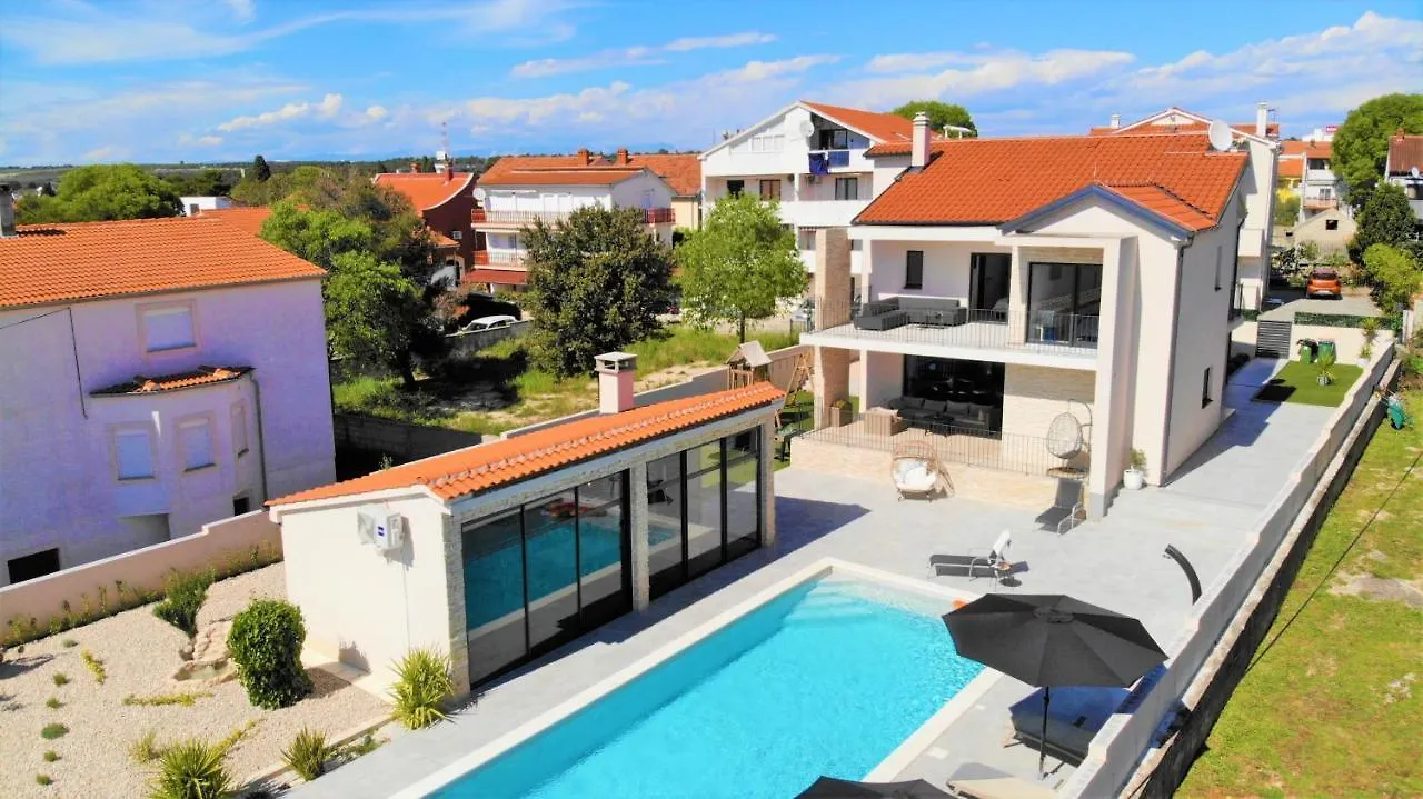 Luxury Villa Magale With Large Pool Biograd Na Moru